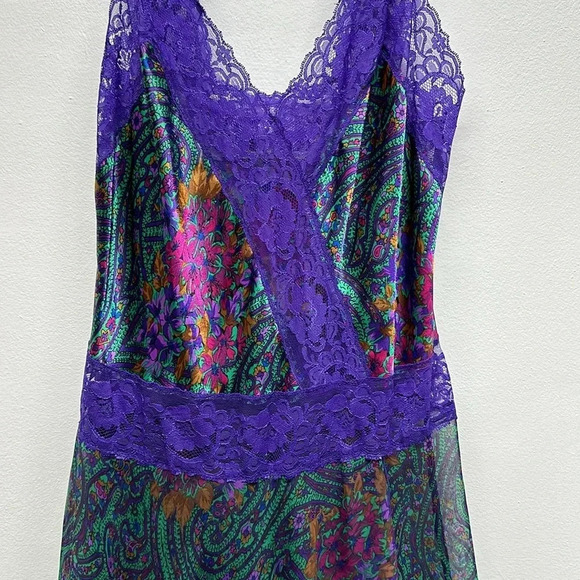 Victoria's Secret Maxi Long Dress Chemise Satin Sheer Mardi Gras Lace Purple L - Picture 4 of 10